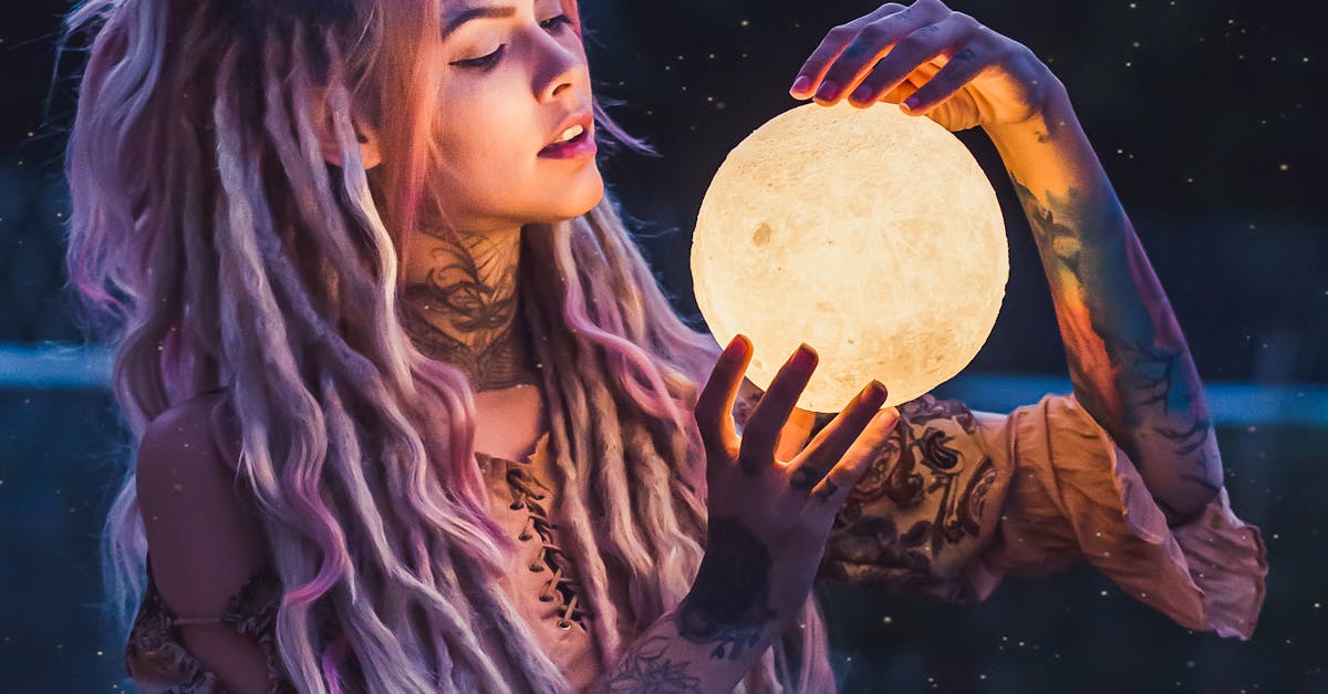 Leyla: 20 yaşında, Ümraniye Şerifali’ye gelir, 53 kg, derin sakso ve cimcif yapar.