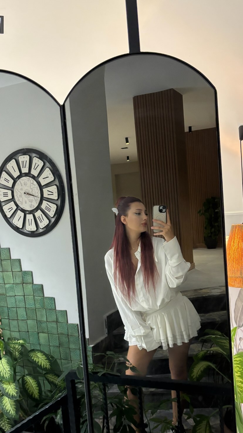 Ataşehir vip escort bayanlar, manken fizikli, kültürlü ve sınırsız partnerlerle elit beyleri ağırlıyor.